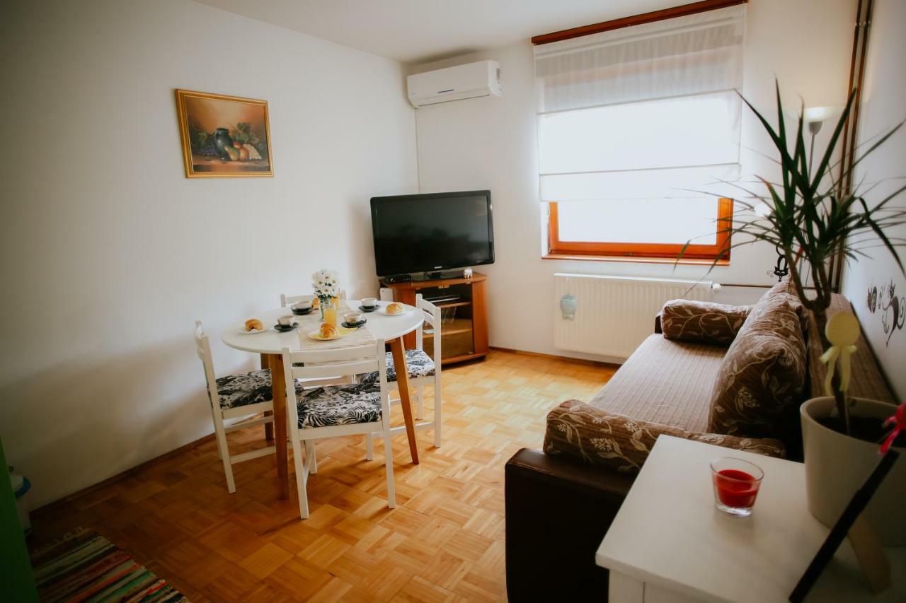 Petros apartmani Vukovar Exterior foto