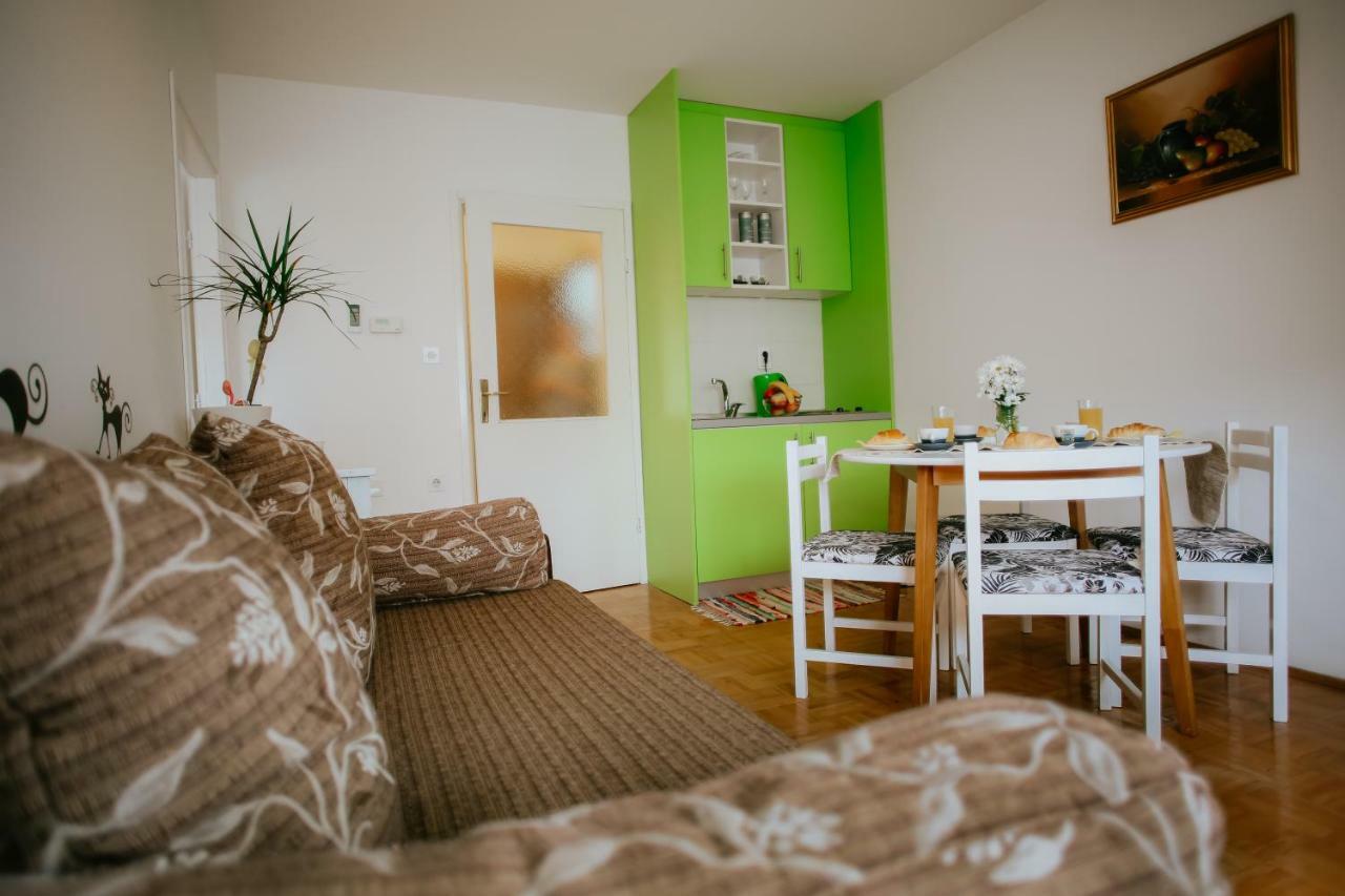 Petros apartmani Vukovar Exterior foto
